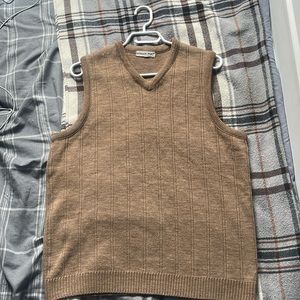 London Fog Sweater Vest - M/L